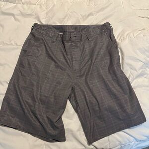The north face men’s size 34 shorts